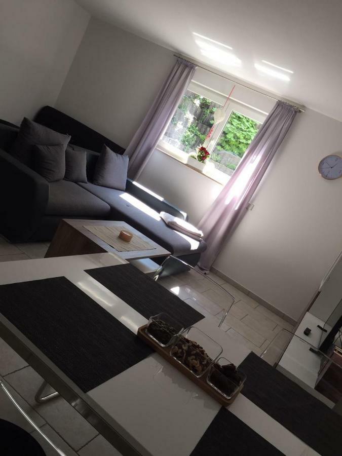 Mi&Ca702 Apartment Кьолн Екстериор снимка