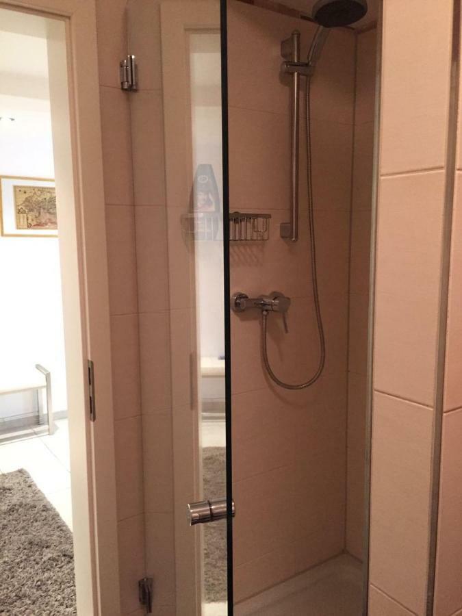 Mi&Ca702 Apartment Кьолн Екстериор снимка