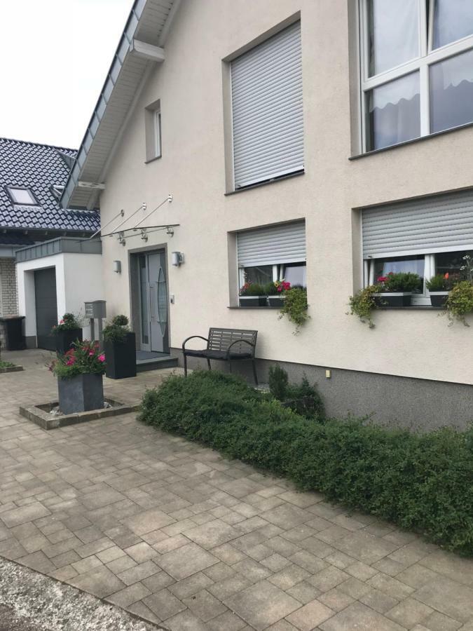 Mi&Ca702 Apartment Кьолн Екстериор снимка